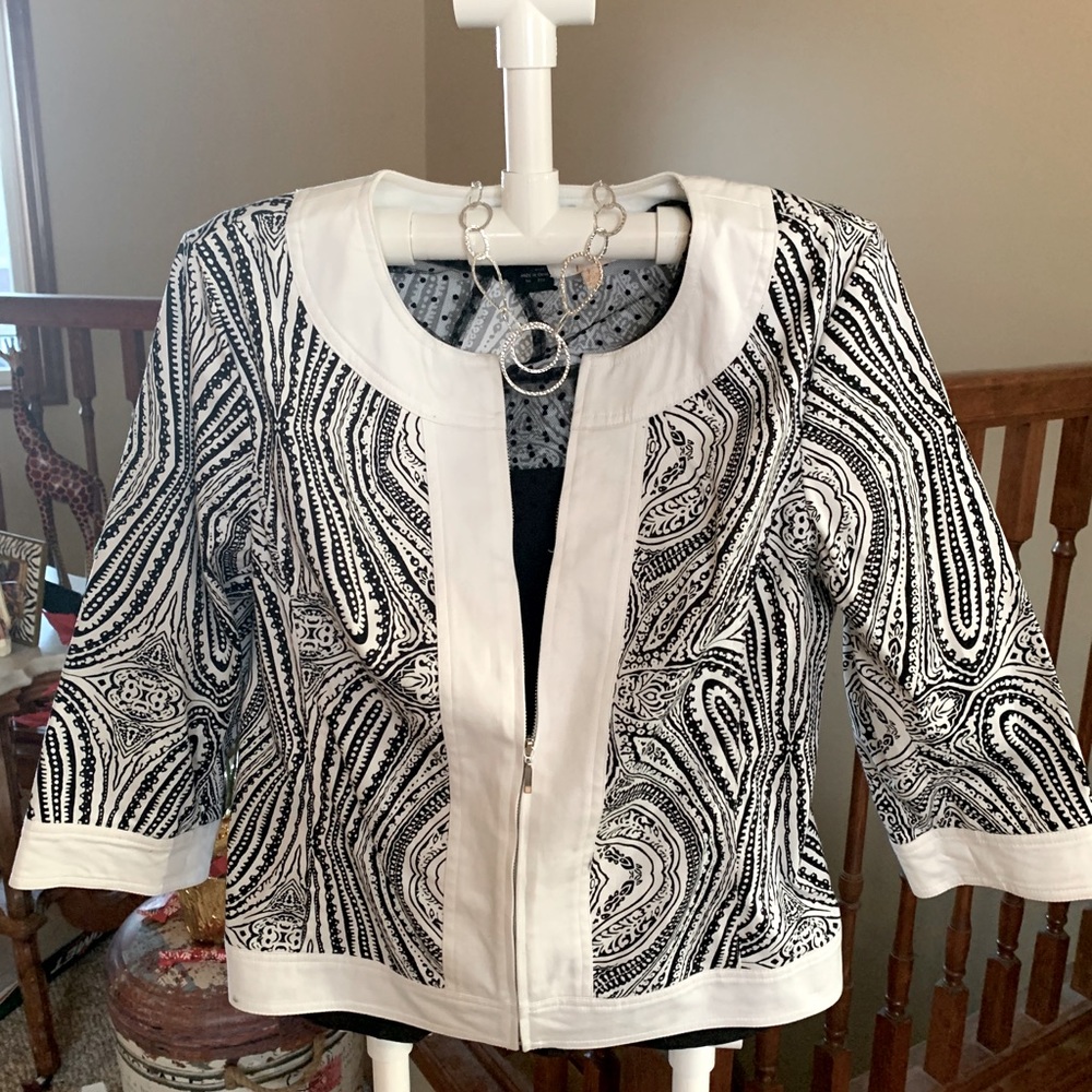 Vintage Black/White Focus 2000 Zip-Up Jacket